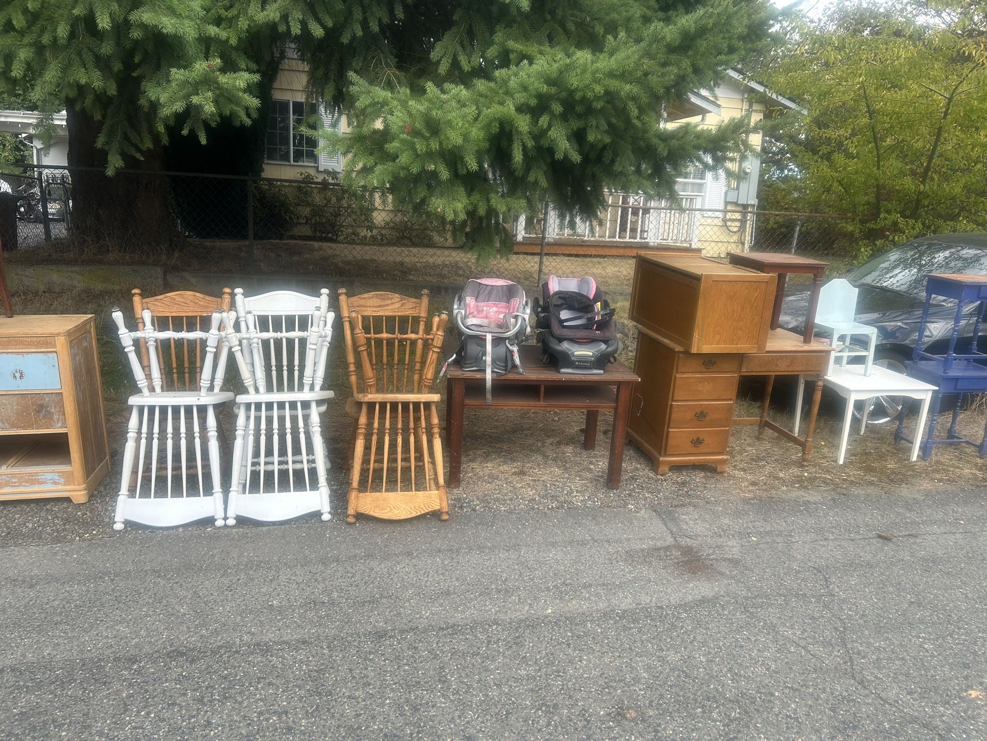 Free! Free! Free! Furniture