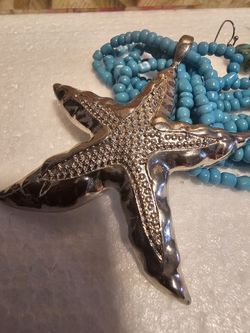 $100.00 - Gorgeously Beaded, Marine Inspired Necklace & Pierce Earings Set! Large Pewter/Aluminum Starfish Medallion- Like New!