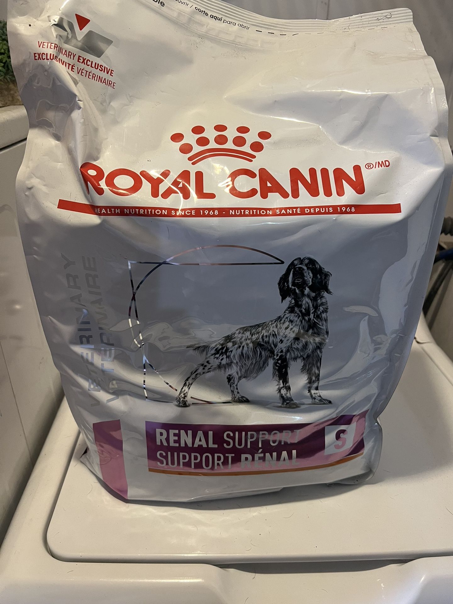 Brand New In Date Royal Canine Renal Care, Dog Food 17 Pound Bag