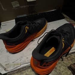 HOKA SPEEDGOAT 5 Size 12 2E