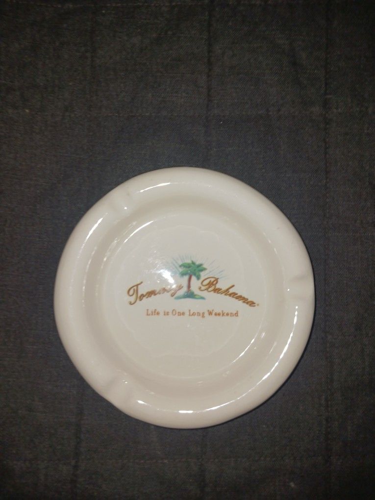 Vintage Tommy Bahama Cigar Ashtray 