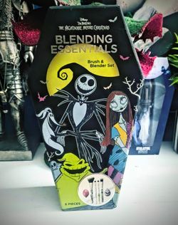 RARE Disney Nightmare Before Christmas Coffin Makeup Brush Set - NIB