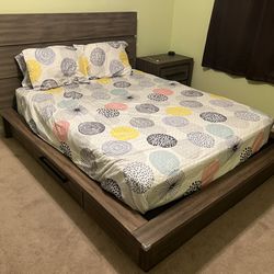 Queen 4-piece Bedroom Set