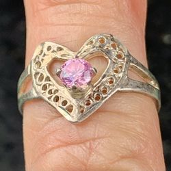Vintage 925 Sterling Silver Heart Shaped Ring Pink Gemstone Valentine-Birthstone