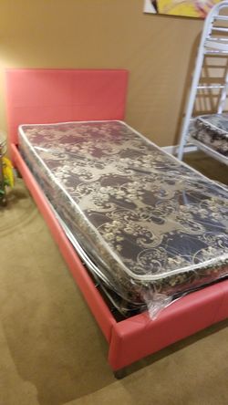 Twin bed and mtress