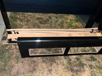 Free Bed Frame (Queen) - La Puente