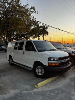 Chevrolet express 2500