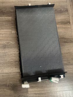 Ford Condenser Assembly FR3Z-19712C OEM