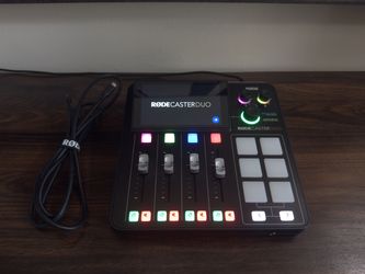 RØDECaster Duo Audio Mixer