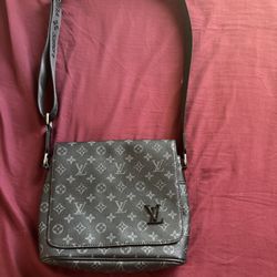 Louis Vuitton Bag For Men 