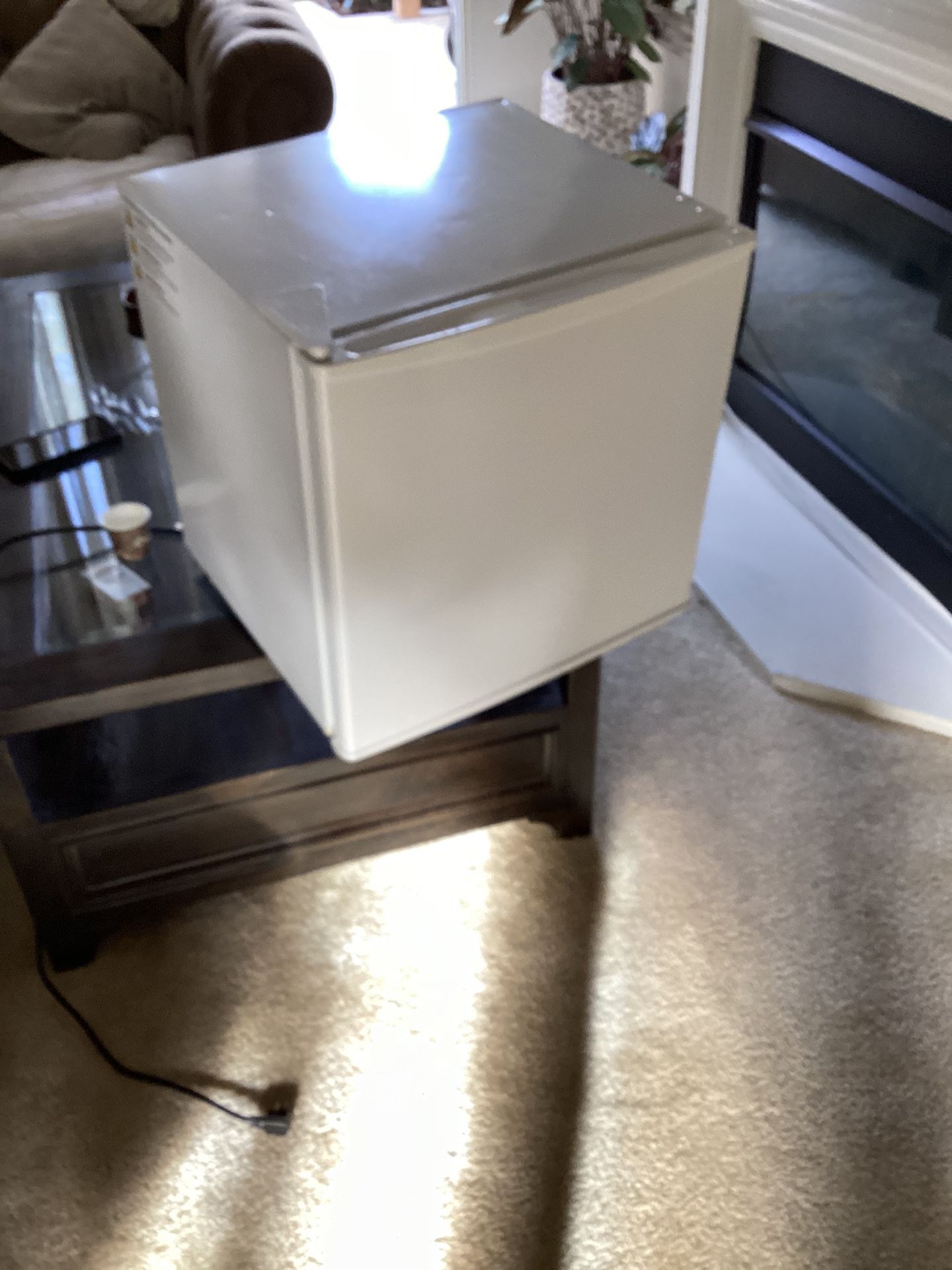 Mini Fridge Like VeryGood Working