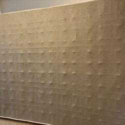 Free Free Free Queen Size Box Spring For Mattresses 