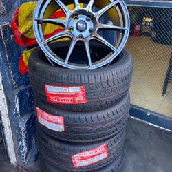 18x8,5 Rims And Tires $820 5 Lugs 5x114,3