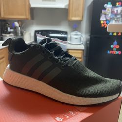 Adidas NMD R2 Olive Cargo Size 9 New