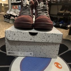 Jordan 5 Burgundy Size 10 