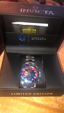 Envita limited-edition, superman
