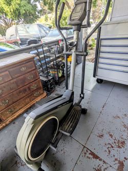 Gold Gym Elliptical