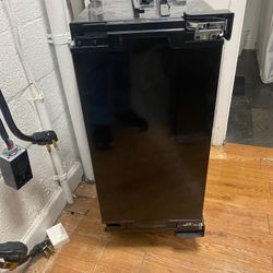 Kitchenaid Ice Maker 15"Inch Panel Ready 