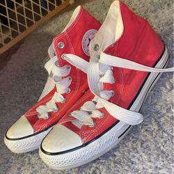 Converse Size 8 