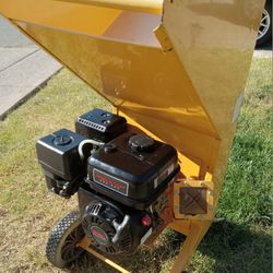 6.5 Hp Predator Shreader Chipper Mulch Maker 