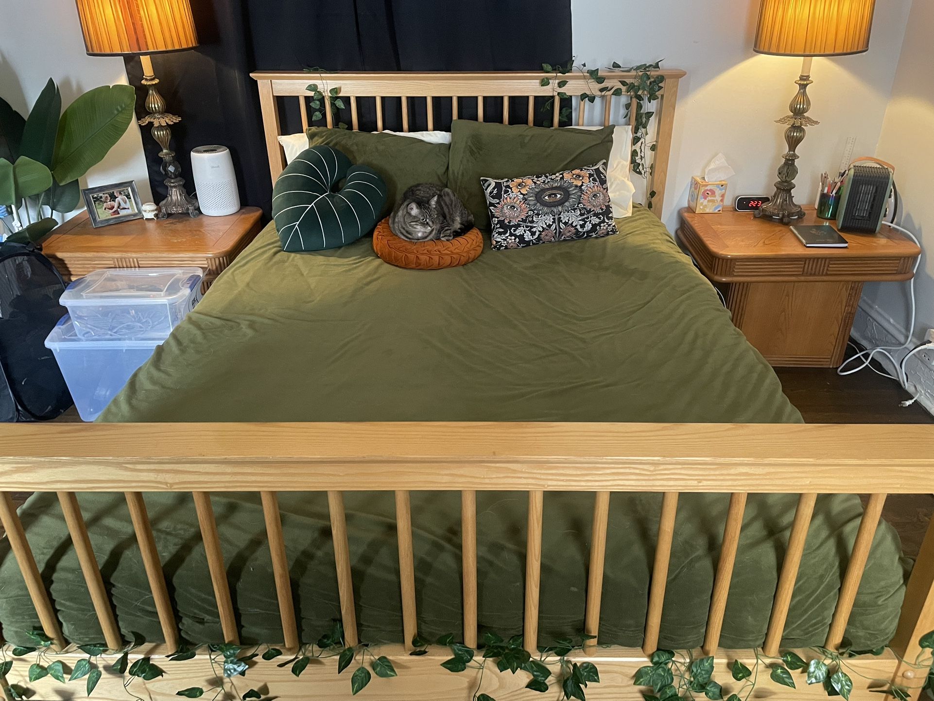 Vermont Tubbs Queen Bed Frame – Solid Wood – $800 OBO