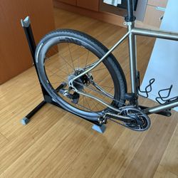 Bike Nook - Bike Stand