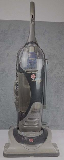 Hoover TurboPOWER 7300 WindTunnel V2 (Model U8146-900) classic upright vacuum cleaner