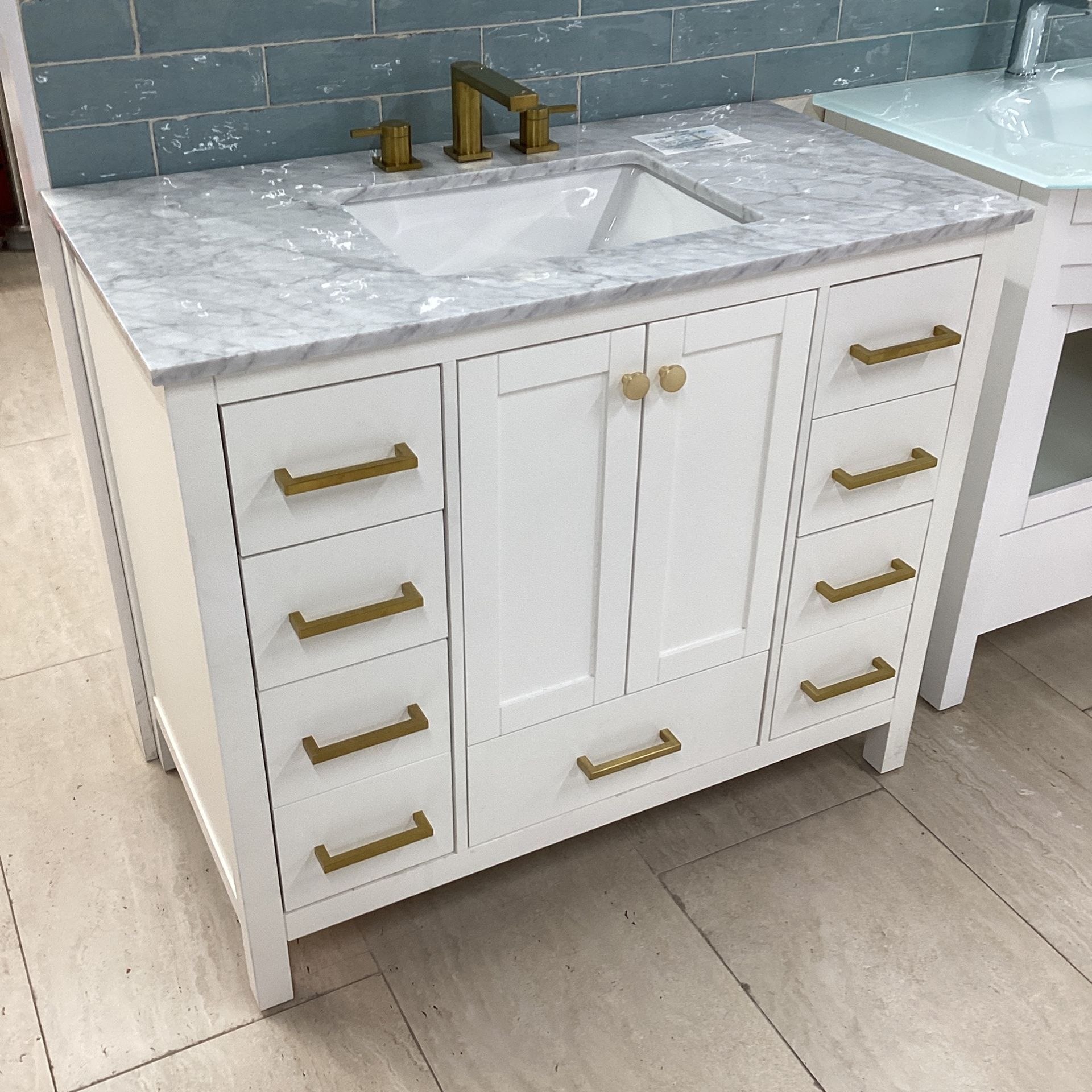 42” Bathroom Vanity Cabinet New Solid Wood Marble Top With Ceramic Sink Attached Softclose Drawers And Doors