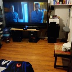 73 Inch Mitsubishi Tv