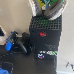 Xbox Series X, 2 Controllers, Controller Charger, Turtle Beach Headset, Headset Stand 