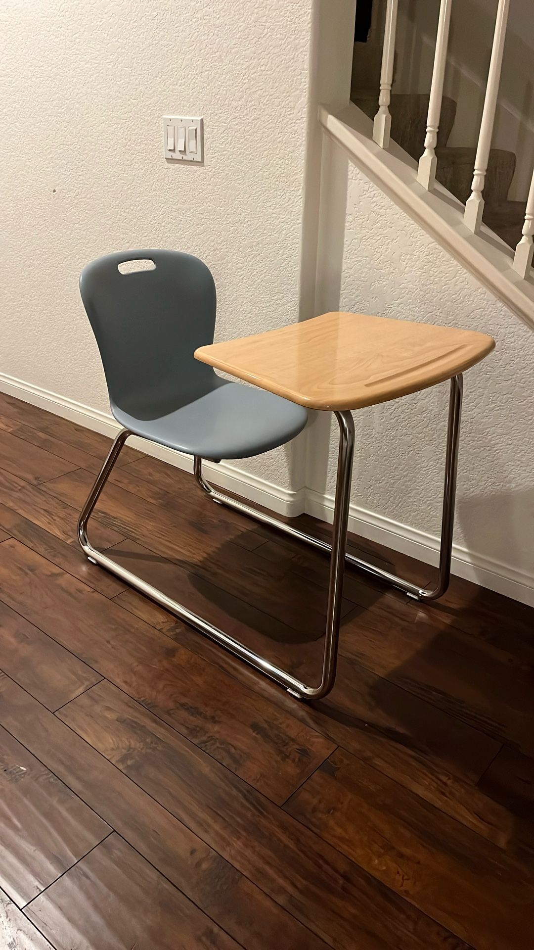 Student Desk