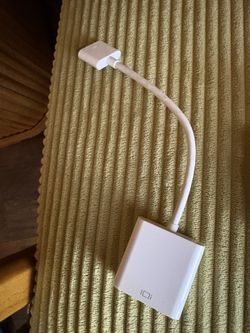 iPod / iPad Pin Connector to HDMI