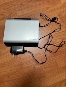 COBY 7" PORTABLE DVD PLAYER