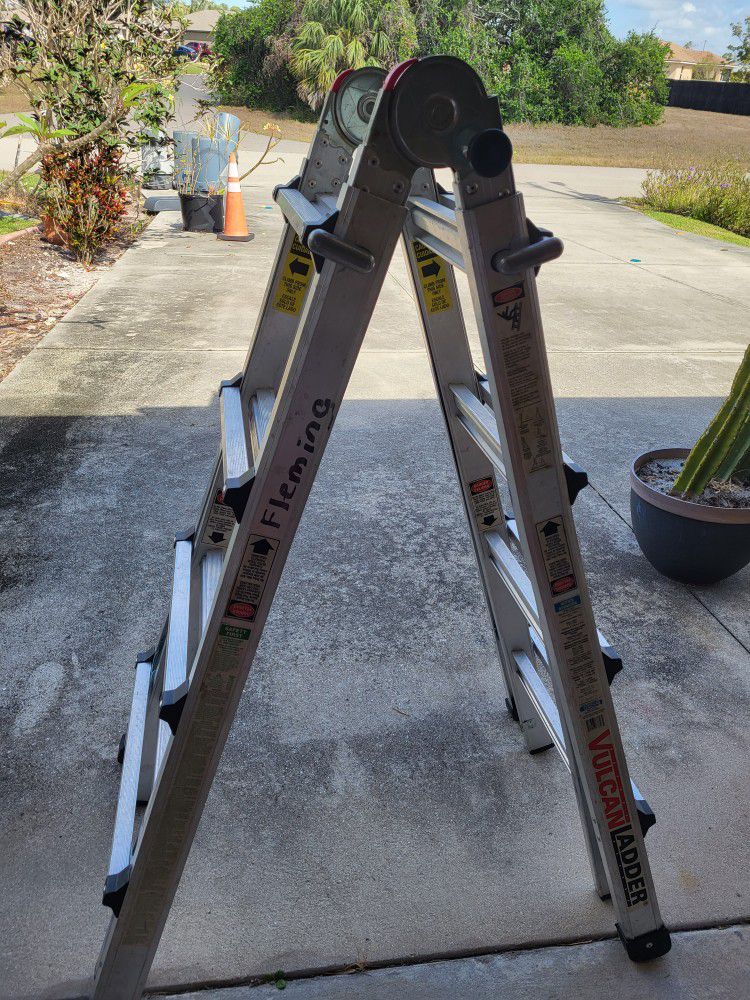 Ladder All In One Compact Design