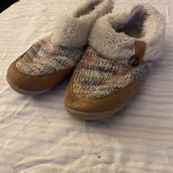 Lands Ends Slippers 