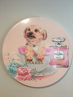 Bebe Circular Canvas Art