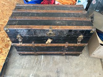 Vintage steamer trunk
