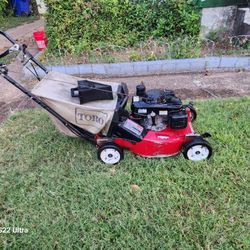 Toro COMMERCIAL WITH Honda Engine Lawnmower 