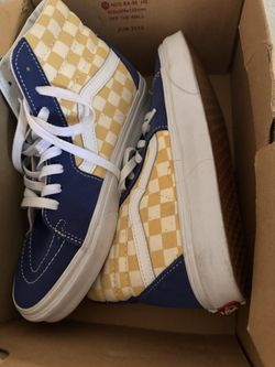 Hightop Checkard Vans 