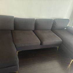 Must Go!!Black Couch