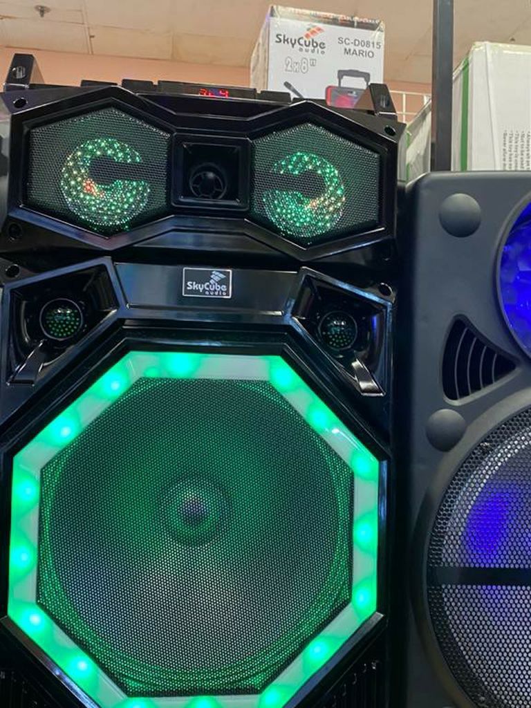 BLUETOOTH RECHARGEABLE SPEAKER WITH EXTRA BASS 🔊 AND MICROPHONE 🎤