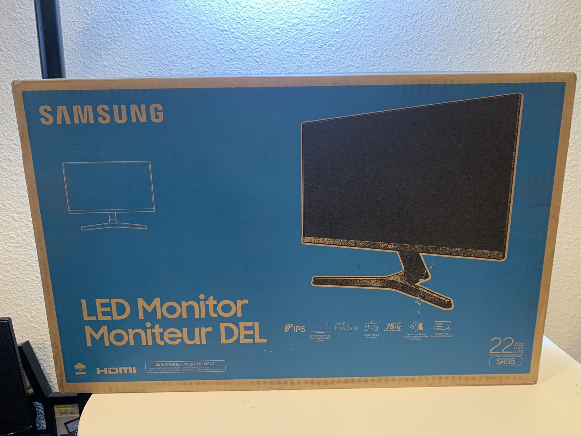 New Samsung SR35 Monitor