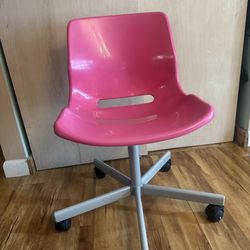 Pink Rolling Desk Chair – Good Condition