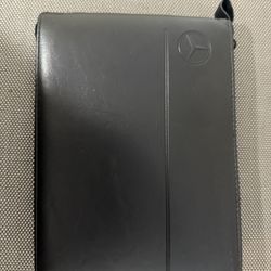 Mercedes Owners Manual 1993 Zipper Case With Books 