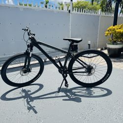 Northrock XC27 Mountain Bike