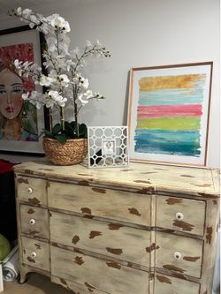 Farmhouse chest
