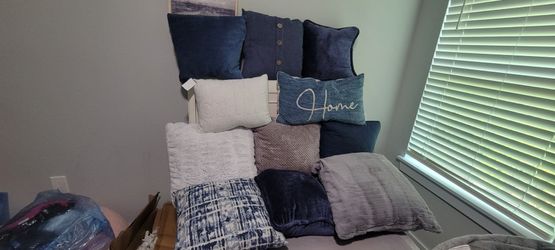 Decorative Throw Pillow Collection – Blues & Neutrals