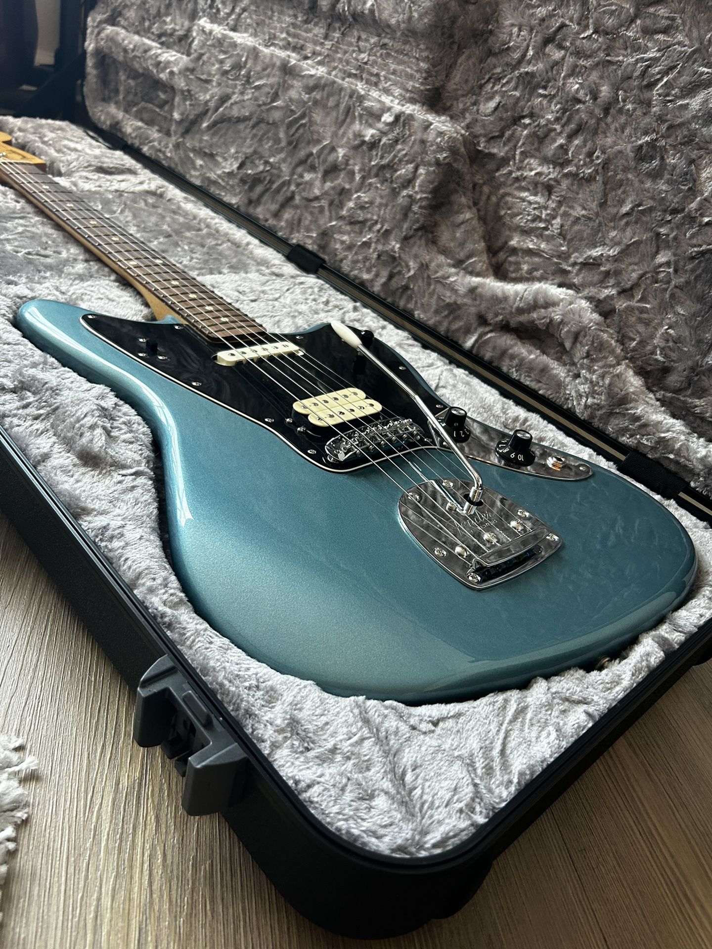 Fender Player Jaguar - Tidepool with Pau Ferro Fingerboard (With Case)