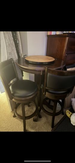Bar Stool Table 2 Chairs