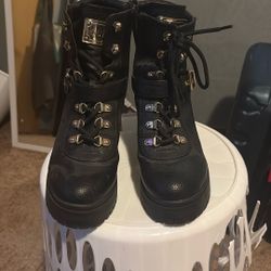 Black Platform Style Boots 